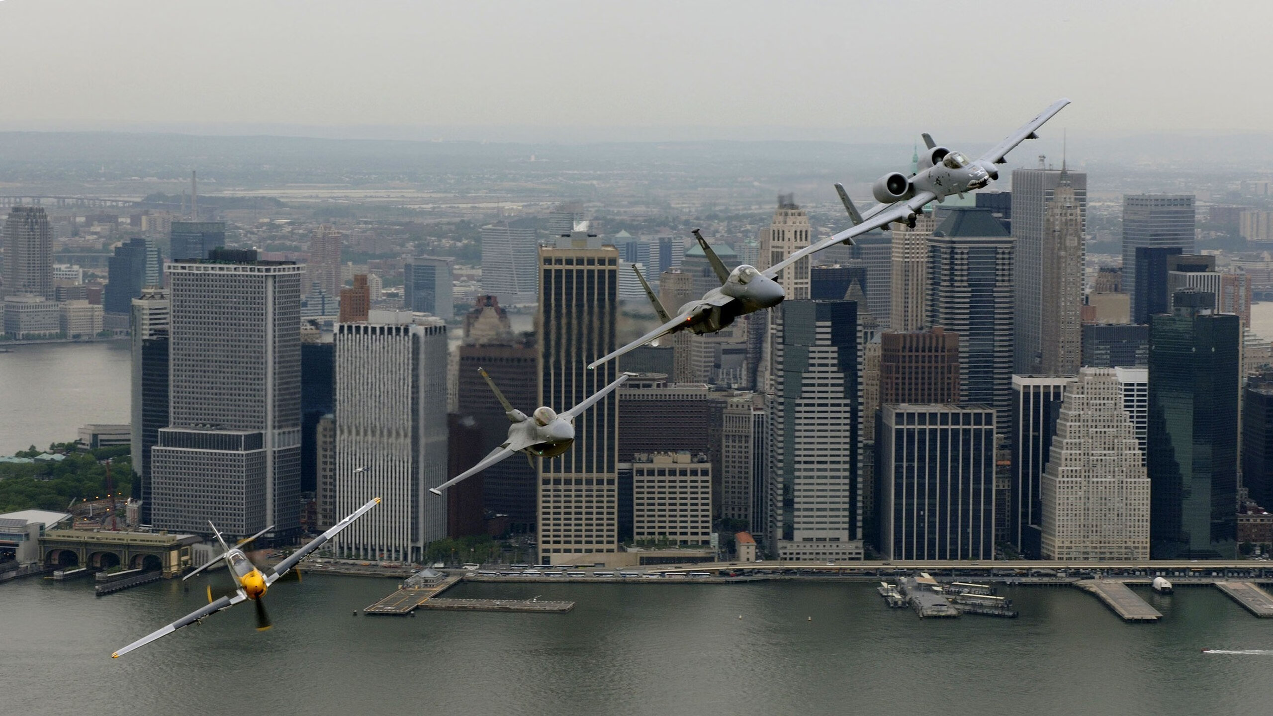 训练装备智能化带动硬件产业发展，部队训练智能化