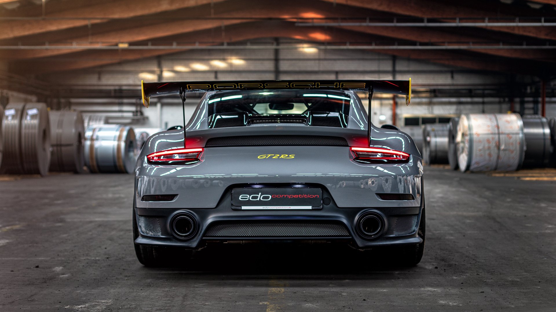 边后卫是否承担更多战术指令传达职责，边后卫技术