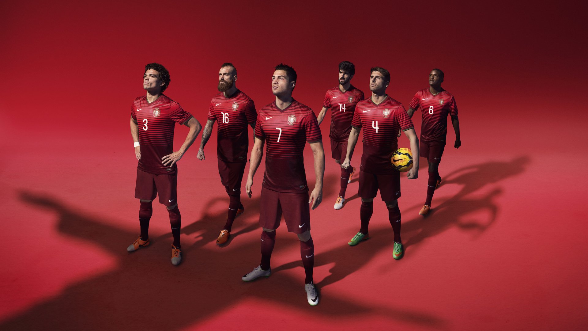 欧洲杯决战在即：战术创新引人期待！，欧洲杯决赛展望